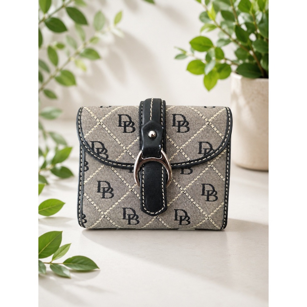 W287 Dooney & Bourke monogram canvas trifold wallet